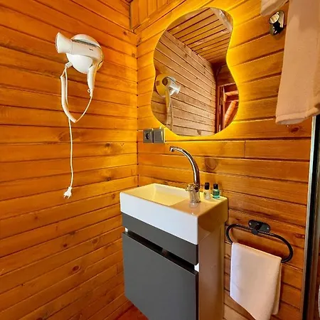 Bıngıdı Bungalov Kamp alanı Ayvalı