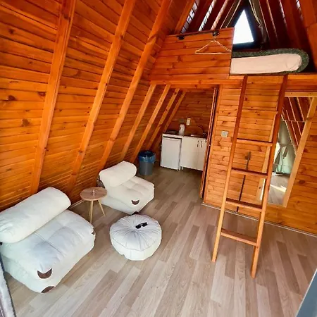 Kamp alanı Bıngıdı Bungalov Ayvalı
